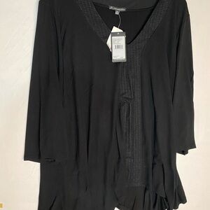 Adrianna Papell Black V-Neck Blouse